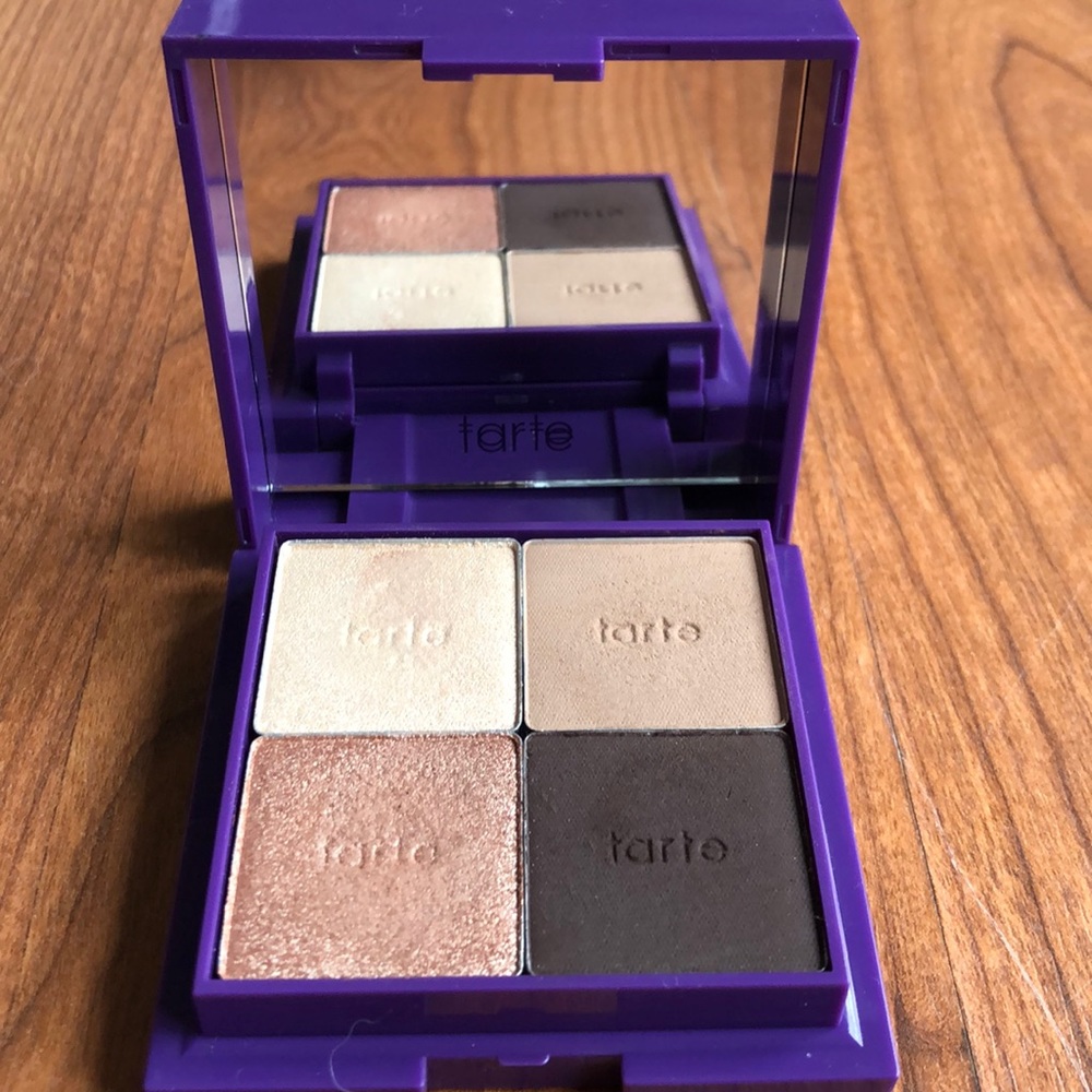 Makeup - Picture 3 of 4